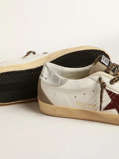 Super-Star with burgundy glitter star and silver heel tab 38