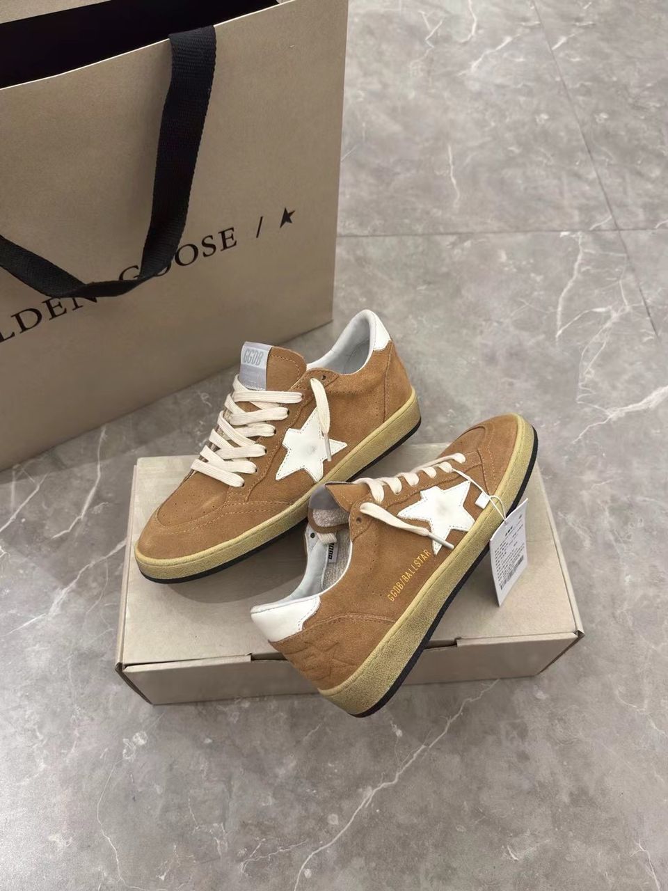 Ball Star in suede
